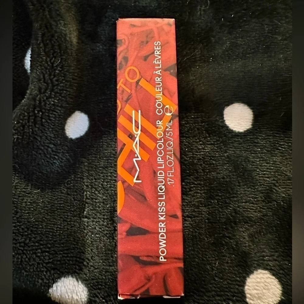 MAC Powder Kiss Liquid Lipcolour-Devoted To Chili- Limited Edition